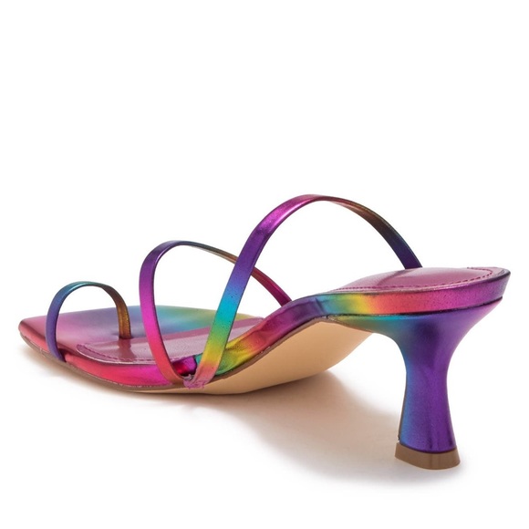 Nine West - Dpill Applaud Loop Toe Sandal - Picture 2 of 3